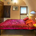 In Mit Kleinem Garten By Interhome
